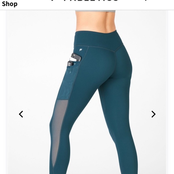 Fabletics Trinity leggings with pockets - Picture 2 of 9